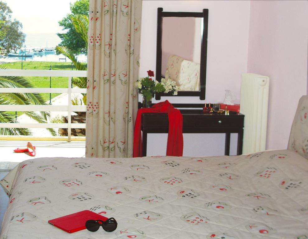 Hotel Florakis Livanátai Pokoj fotografie